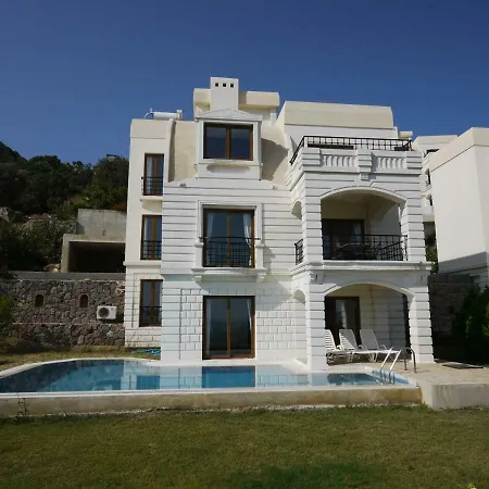 Σπίτι διακοπών Elegant Villas 2/2 *